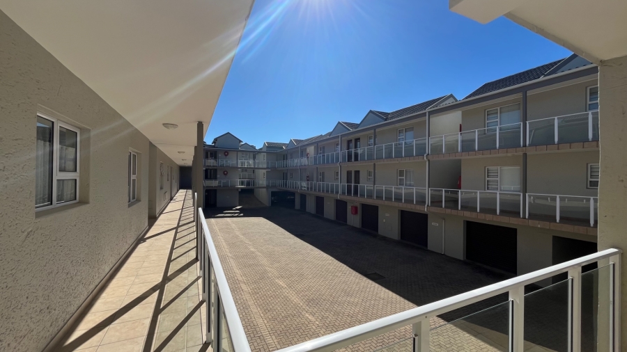 2 Bedroom Property for Sale in Hartenbos Central Western Cape